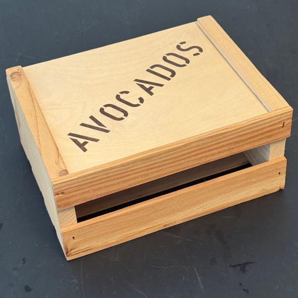 Decorative Avocado wooden crate with sliding lid - Picture 3 of 7